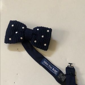 The Tie Bar bow tie